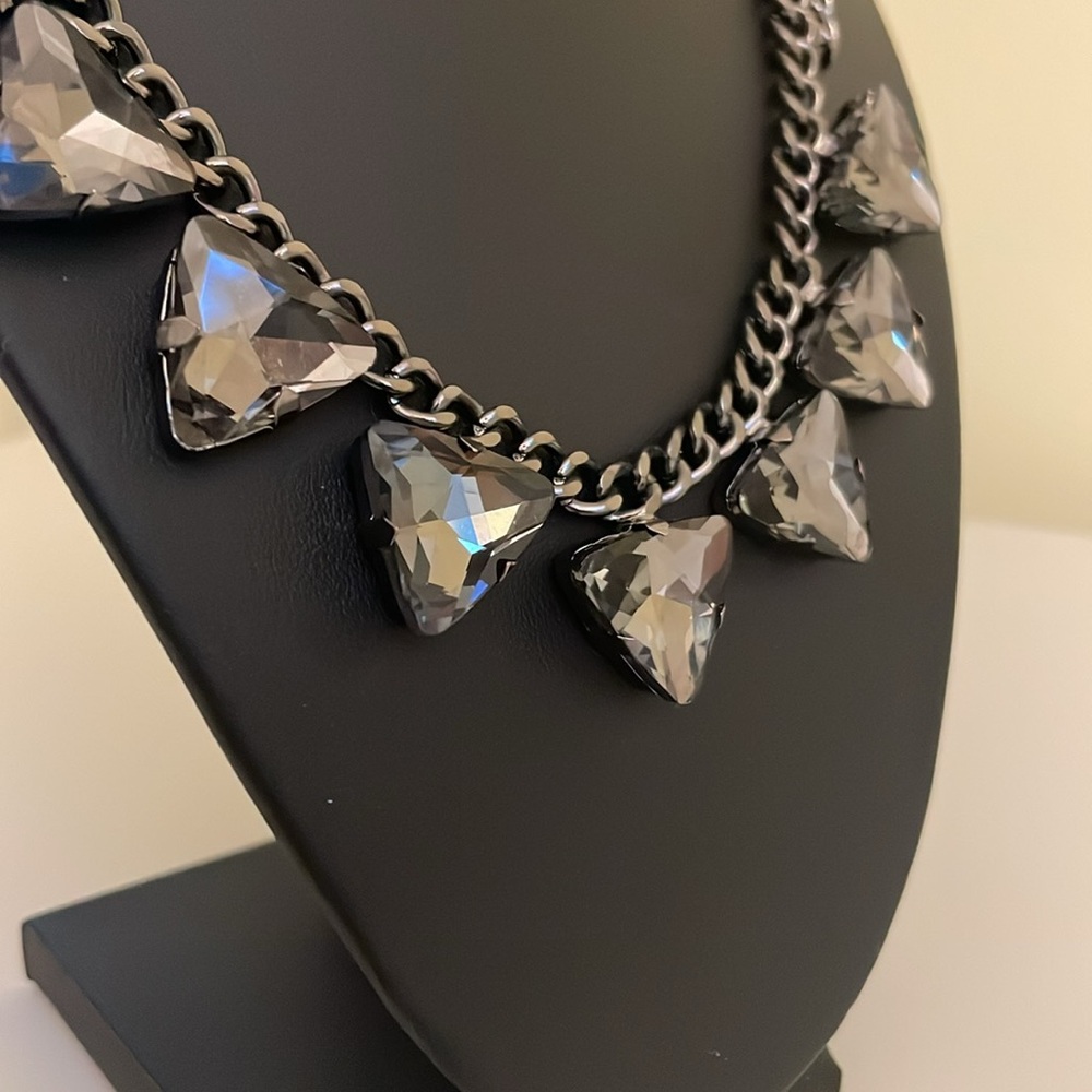 BaubleBar Necklace - Picture 3 of 9